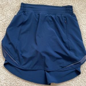 lululemon hotty hot highrise skirt